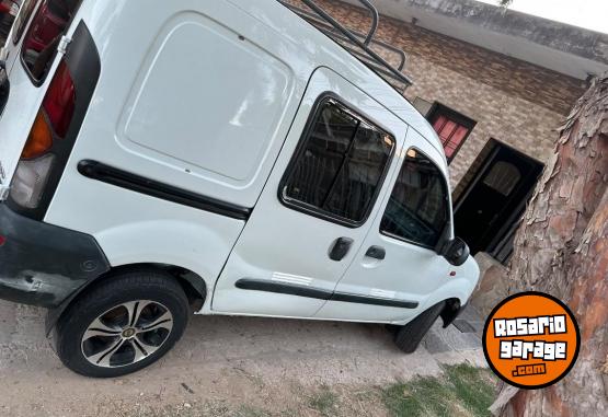 Utilitarios - Renault Kangoo 2000 Diesel 168000Km - En Venta