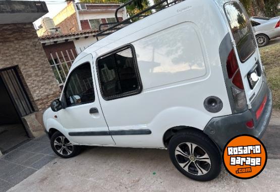 Utilitarios - Renault Kangoo 2000 Diesel 168000Km - En Venta