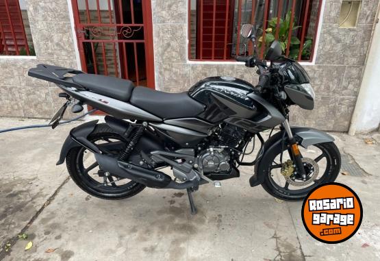 Motos - Bajaj Rouser 125 2025 Nafta 3800Km - En Venta