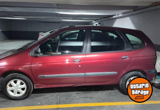 Autos - Renault Scenic 1998 Nafta 277000Km - En Venta