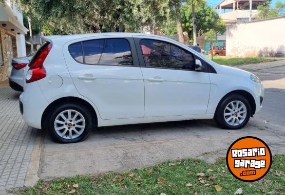 Autos - Fiat palio attractive 5 ptas 2018 GNC 102000Km - En Venta
