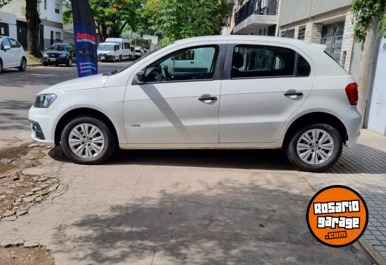 Autos - Volkswagen gol trend 2017 Nafta 71000Km - En Venta