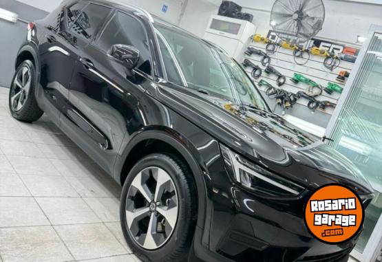Camionetas - Volvo XC40 2024 Electrico / Hibrido 10000Km - En Venta