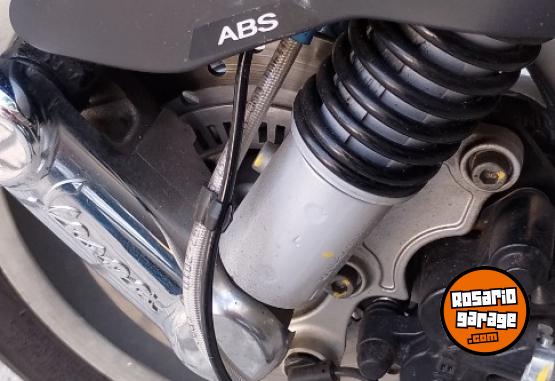 Motos - Vespa Vxl 2024 Nafta 3000Km - En Venta