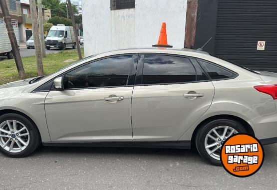 Autos - Ford Focus SE LN 2019 Nafta 105000Km - En Venta