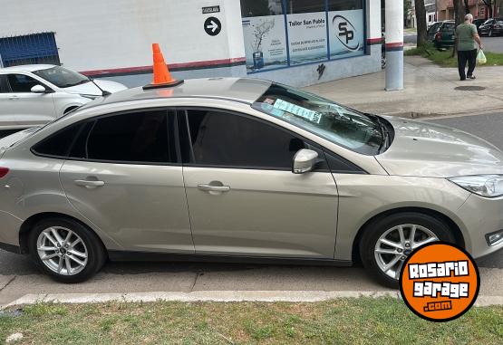 Autos - Ford Focus SE LN 2019 Nafta 105000Km - En Venta