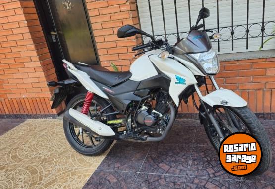 Motos - Honda Twister 125 2021 Nafta 14600Km - En Venta
