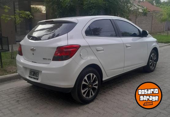 Autos - Chevrolet Onix 2015 GNC 130000Km - En Venta