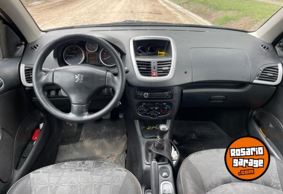Autos - Peugeot 207 2007 Diesel 111111Km - En Venta