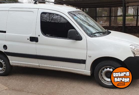 Utilitarios - Citroen Berlingo 2018 Diesel 98000Km - En Venta