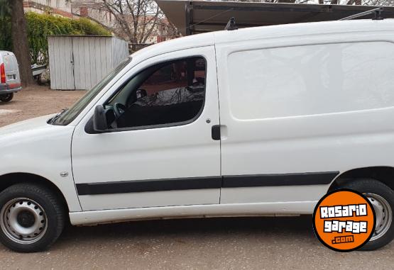 Utilitarios - Citroen Berlingo 2018 Diesel 98000Km - En Venta
