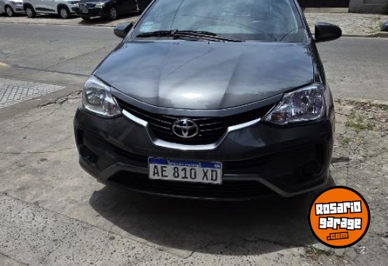 Autos - Toyota Etios 2021 Nafta 60000Km - En Venta