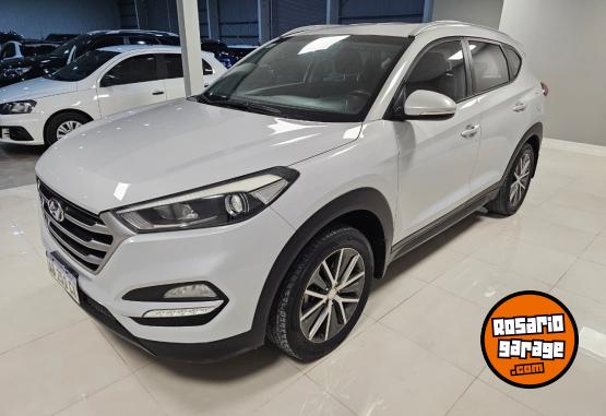 Camionetas - Hyundai Tucson gl 2.0 2017 Nafta 91000Km - En Venta