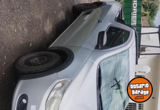 Utilitarios - Volkswagen Saveiro 2010 Nafta 245Km - En Venta