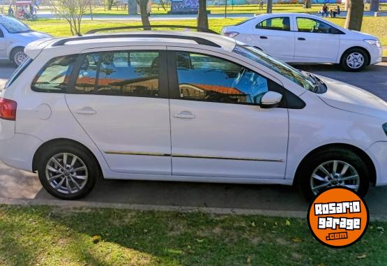Autos - Volkswagen Suran Highline 2013 GNC  - En Venta
