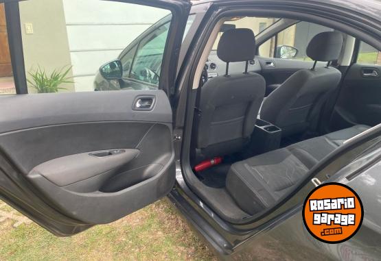 Autos - Peugeot 408 HDI 2016 Diesel 215000Km - En Venta