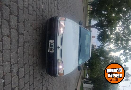 Autos - Renault 19 1997 GNC 267000Km - En Venta