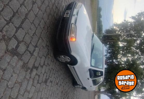 Autos - Renault 19 1997 GNC 267000Km - En Venta