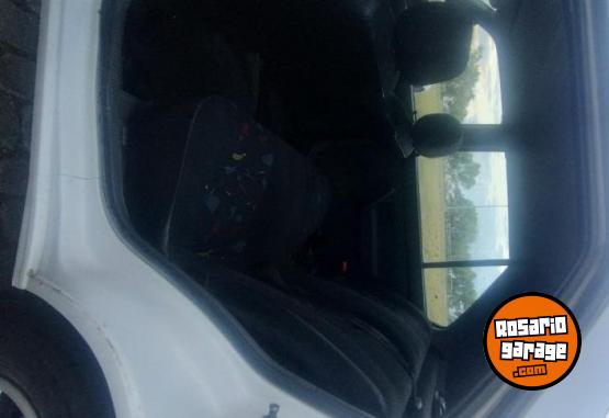 Autos - Renault 19 1997 GNC 267000Km - En Venta