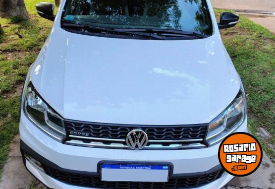 Camionetas - Volkswagen Saveiro Cross 2017 Nafta 44345Km - En Venta