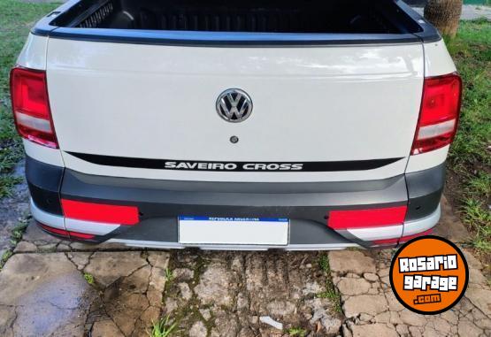 Camionetas - Volkswagen Saveiro Cross 2017 Nafta 44345Km - En Venta