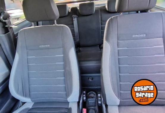 Camionetas - Volkswagen Saveiro Cross 2017 Nafta 44345Km - En Venta
