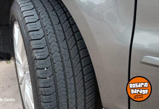 Autos - Volkswagen Fox 2014 Nafta 200000Km - En Venta