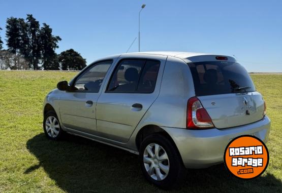 Autos - Renault Clio confort pack plus 2015 Nafta 81000Km - En Venta