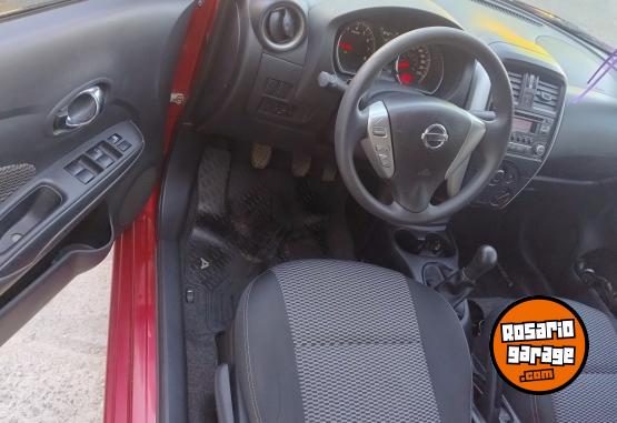 Autos - Nissan Versa 2017 Nafta 114000Km - En Venta