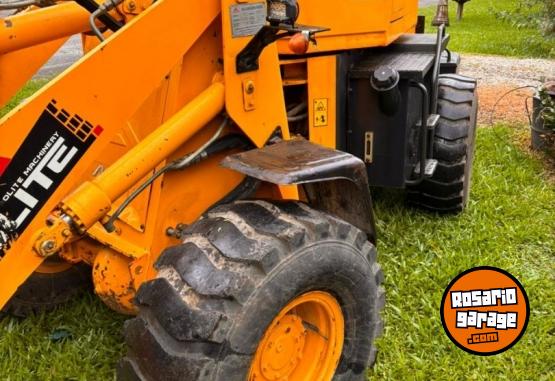Camiones y Grúas - Pala Cargadora Frontal Aolite (liugong) ZL922 4X4 - En Venta