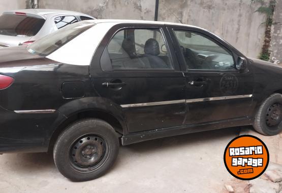 Autos - Fiat Siena 2012 GNC 120000Km - En Venta