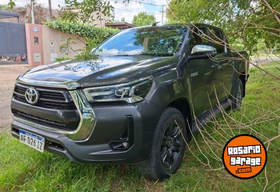 Camionetas - Toyota Hilux SRV At 4x4 2.8 2021 Diesel 139000Km - En Venta