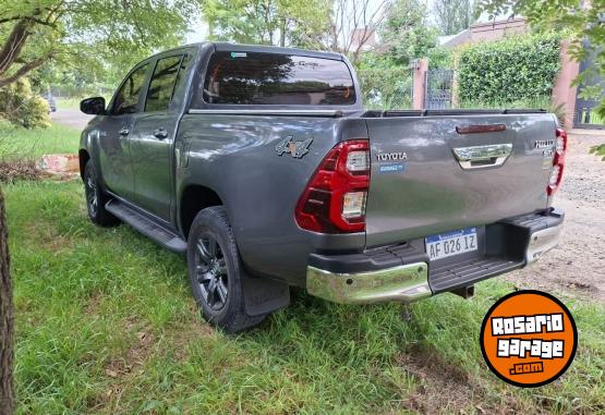 Camionetas - Toyota Hilux SRV At 4x4 2.8 2021 Diesel 139000Km - En Venta