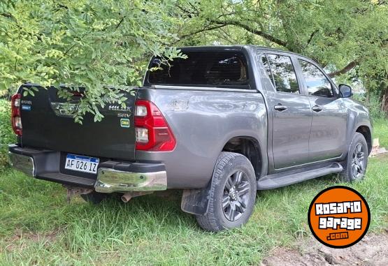 Camionetas - Toyota Hilux SRV At 4x4 2.8 2021 Diesel 139000Km - En Venta