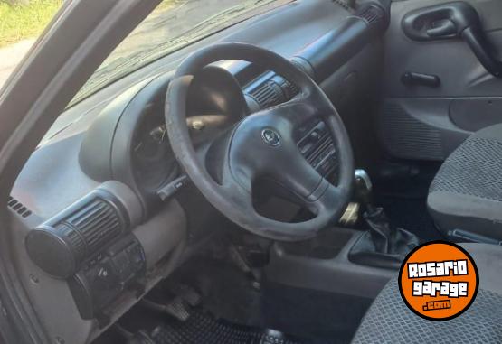 Autos - Chevrolet Classic 2009 GNC 250000Km - En Venta