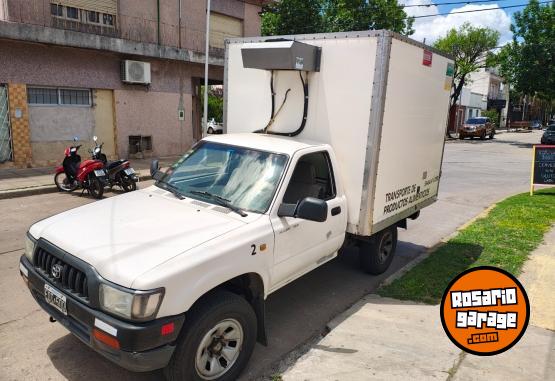 Camionetas - Toyota Hilux 2004 Diesel 550000Km - En Venta