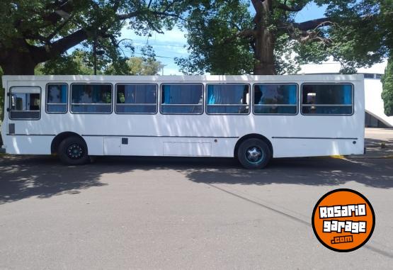 Camiones y Grúas - Colectivo M B 1722 - En Venta