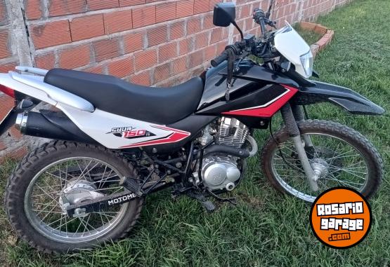 Motos - Motomel Skua 150 2024 Nafta 9030Km - En Venta