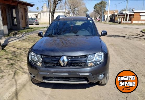 Autos - Renault Duster 2019 Nafta 100000Km - En Venta