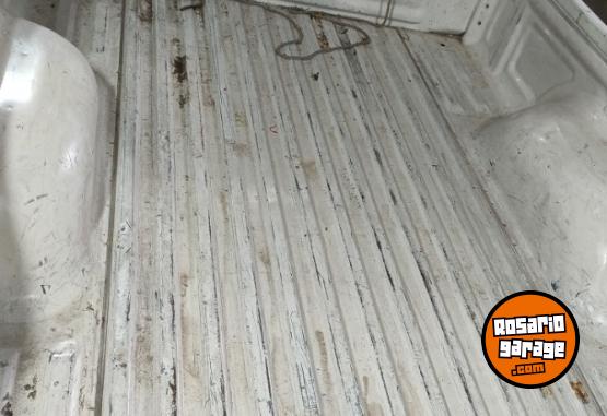 Utilitarios - Toyota Hilux 4x2 2.8 1999 Diesel 412000Km - En Venta