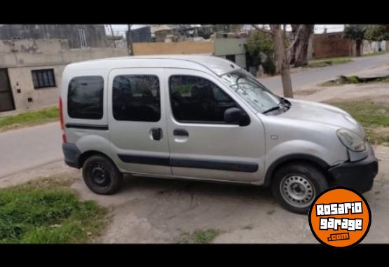 Utilitarios - Renault Kangoo 2012 GNC 185000Km - En Venta