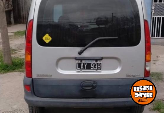 Utilitarios - Renault Kangoo 2012 GNC 185000Km - En Venta