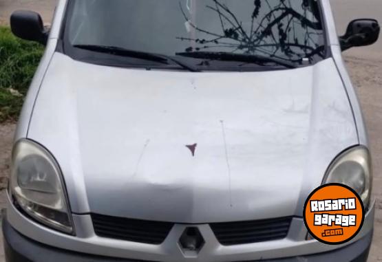 Utilitarios - Renault Kangoo 2012 GNC 185000Km - En Venta
