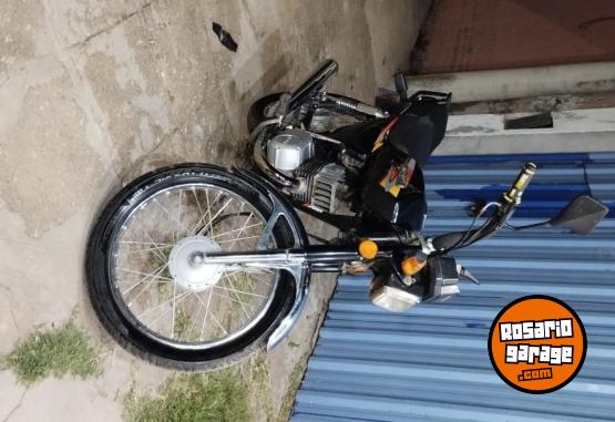 Motos - Suzuki Ax100 2T 2018 Nafta 10000Km - En Venta