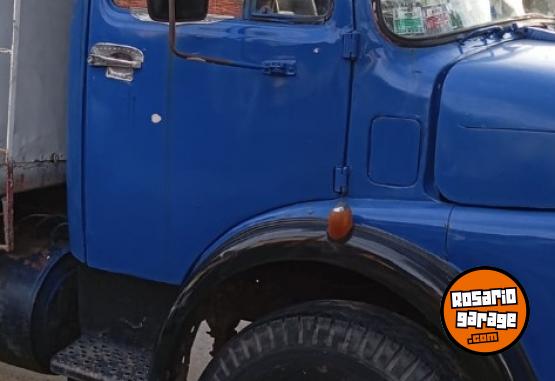 Camiones y Gr�as - Mercedes 1114 turbo - En Venta