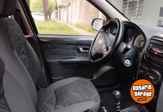 Autos - Fiat Siena 2015 GNC 453000Km - En Venta