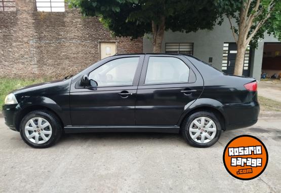 Autos - Fiat Siena 2015 GNC 453000Km - En Venta