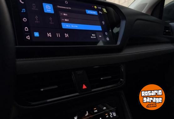 Autos - Volkswagen Taos Comfortline 2024 Nafta 21000Km - En Venta