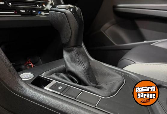 Autos - Volkswagen Taos Comfortline 2024 Nafta 21000Km - En Venta