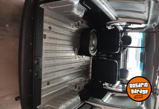 Utilitarios - Renault Kangoo furgon 1.6 GNC 2016 GNC 71000Km - En Venta